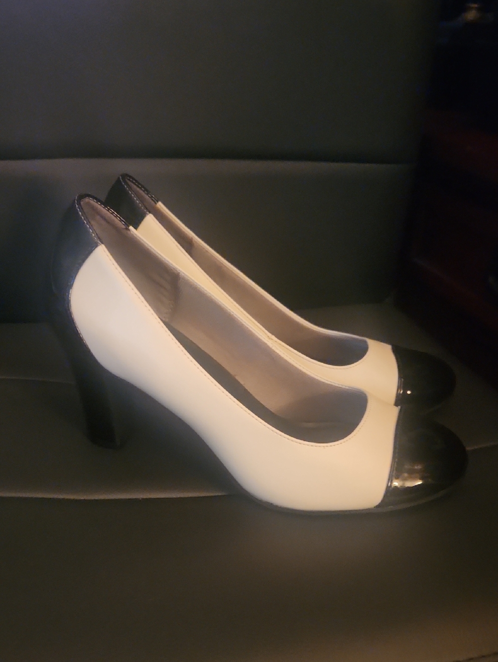 Life Stride Black and White Cap-Toe Pumps